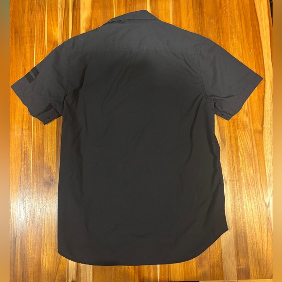 Ecko Black Short Sleeve Button Up Shirt, Military Style Size L - Picture 6 of 9
